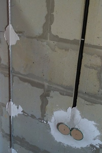 Как правильно штукатурить стены гипсовой штукатуркой